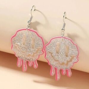 ❤️ FREE Smile Smiley Pop art Deco Farm Hipster Hippie Drip Farm Chic Earrings